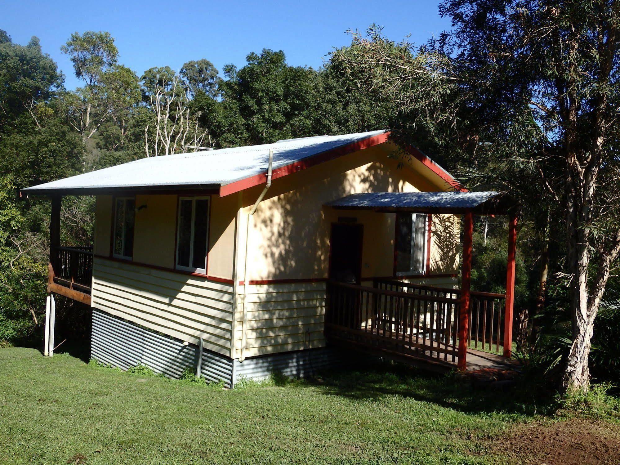 Teretre Cabins Nimbin Villa ภายนอก รูปภาพ