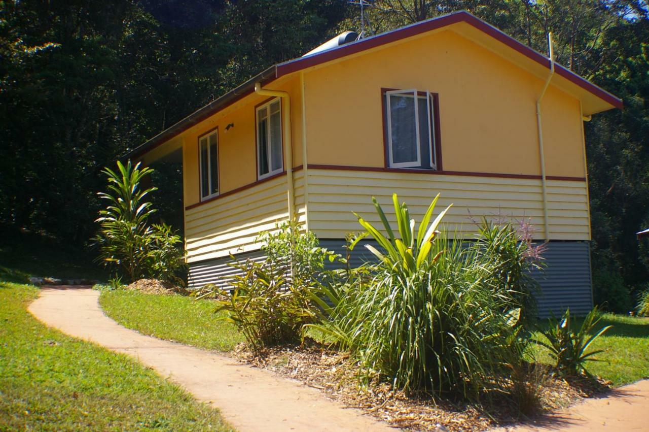 Teretre Cabins Nimbin Villa ภายนอก รูปภาพ
